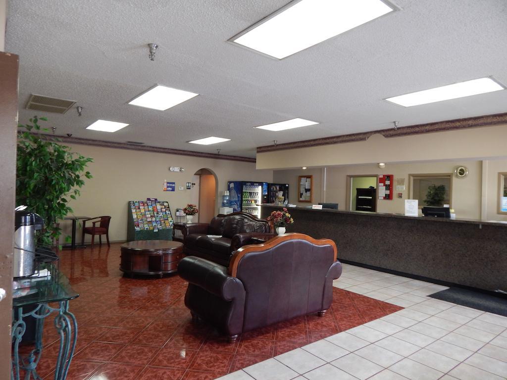 Knights Inn - Plant City Bagian luar foto