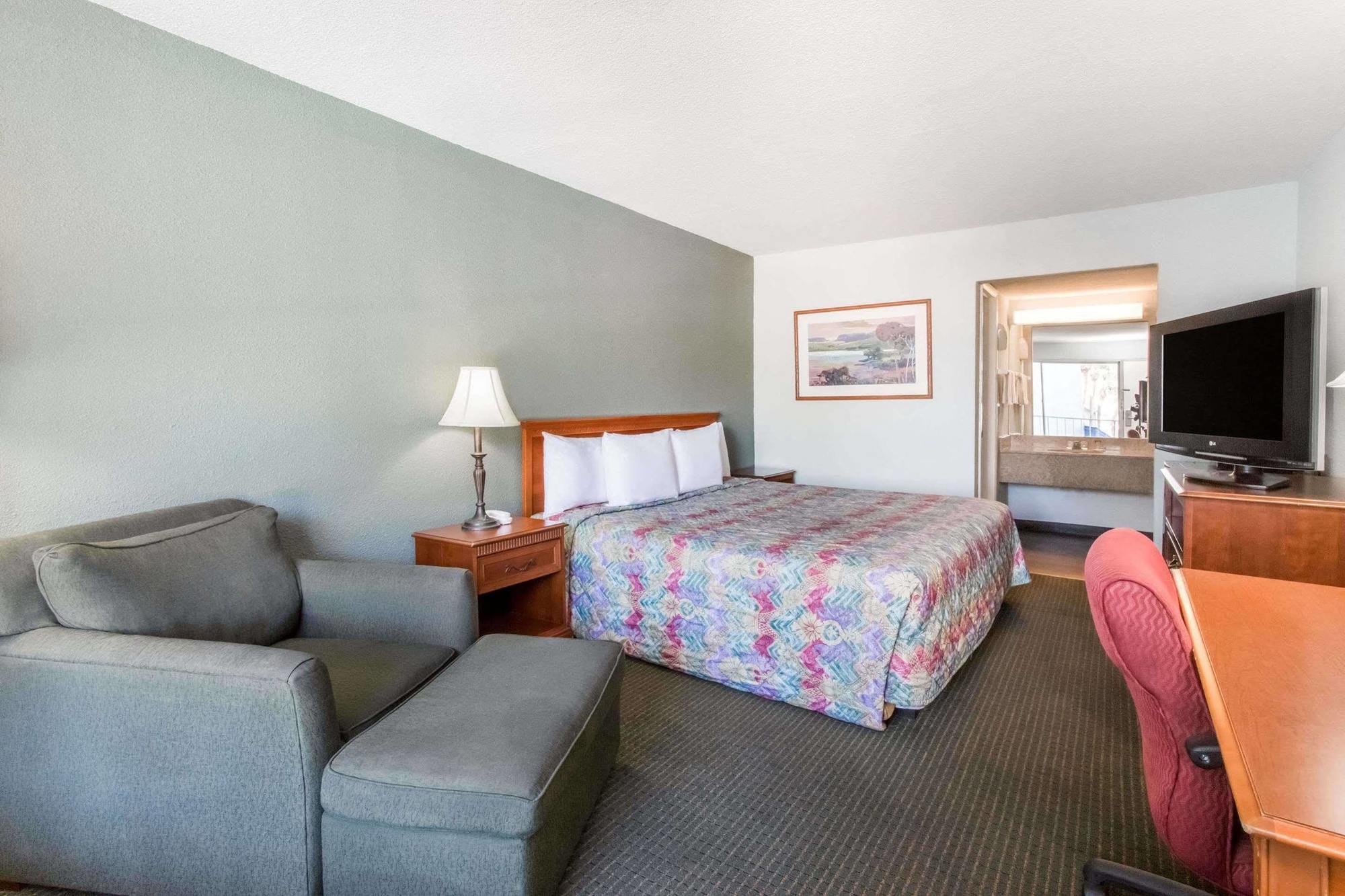 Knights Inn - Plant City Bagian luar foto